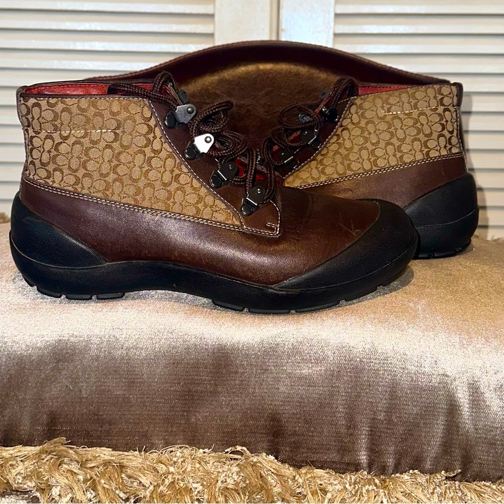 COACH - Women’s Vintage lace up ankle boots